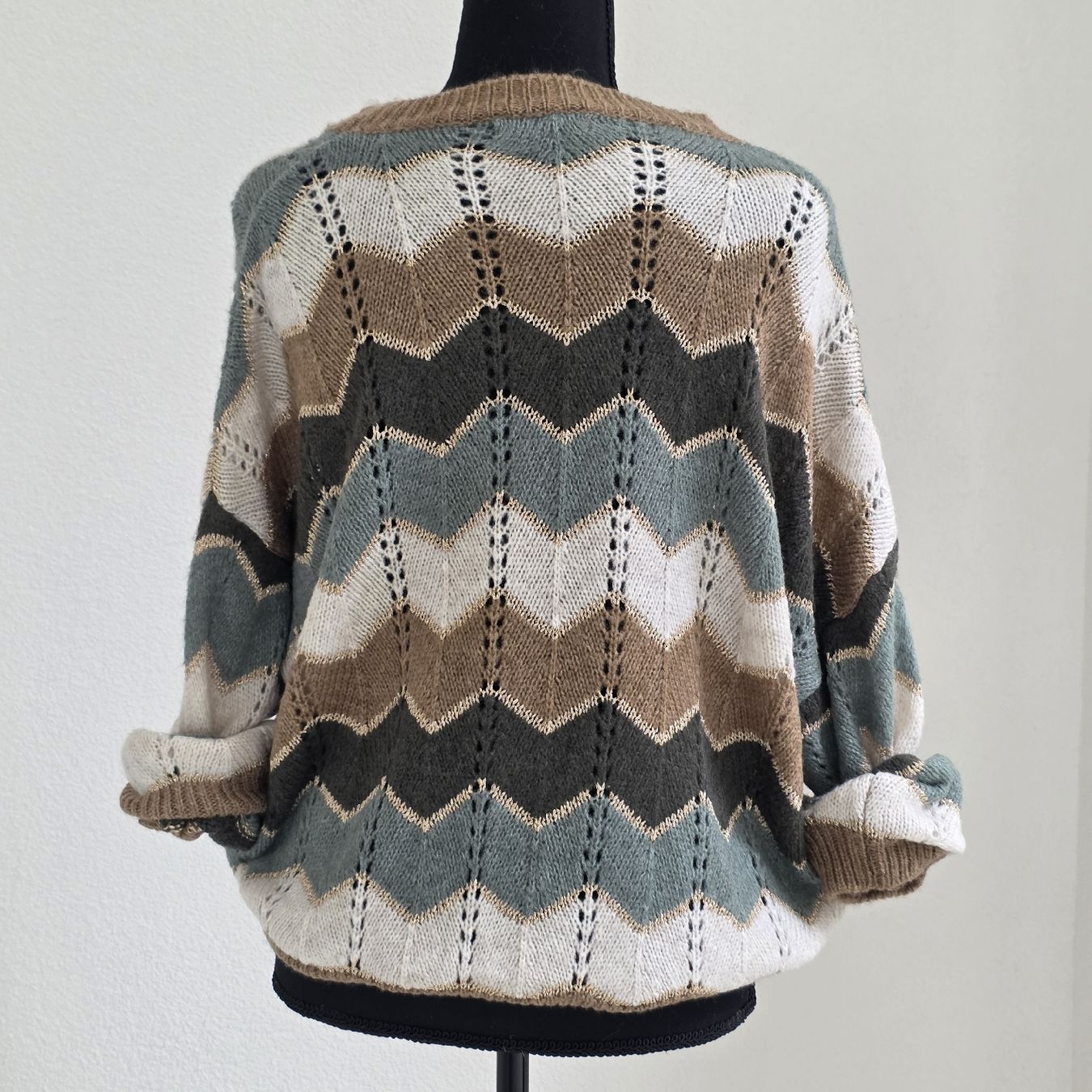 Maglioni & Felpe: Pullover im Zickzack-Design, Gr. M/L, warm & chic  – Nuovo (secondo la descrizione) da Rheinsulz venduto da Gilea 4