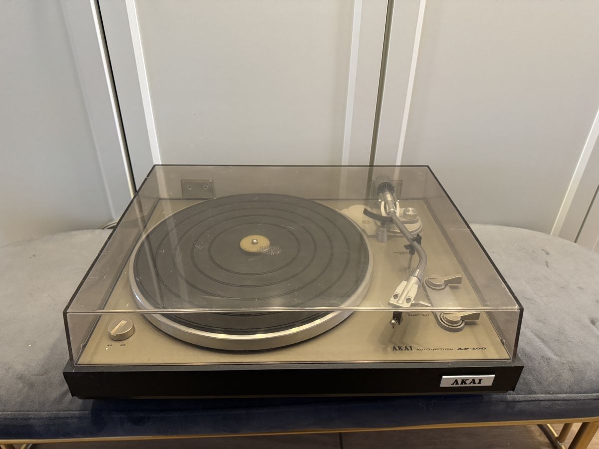 Akai Giradischi: AKAI AP-100 – Usato da Echandens venduto da woodioch