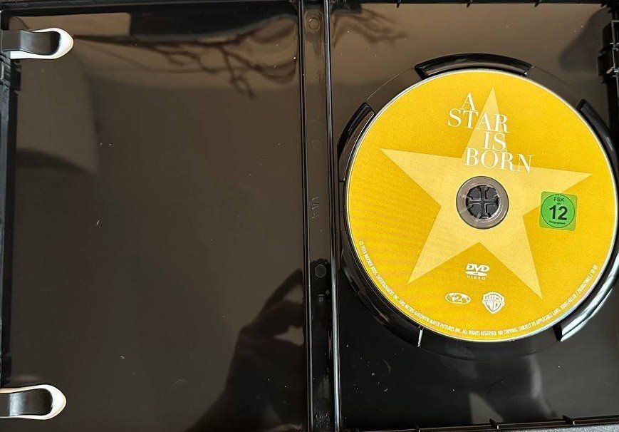 Tutti i DVDs: DVD A Star is Born, Top Zustand – Usato da Beringen venduto da Mantafisch1 2