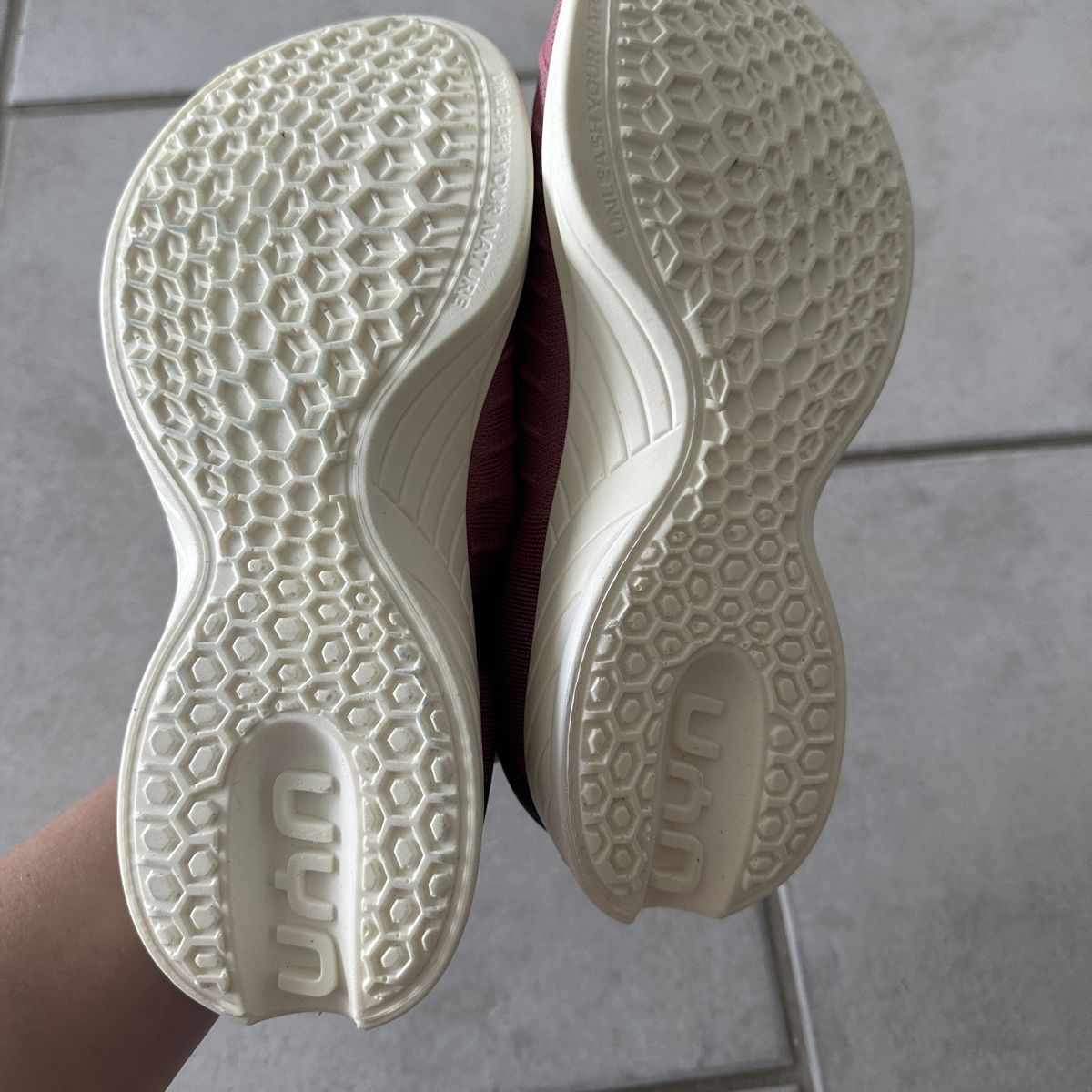 UYN Scarpe da donna: PINK BAREFOOT SNEAKERS 38 – Nuovo (secondo la descrizione) da Zofingen venduto da JumpInVintage 3