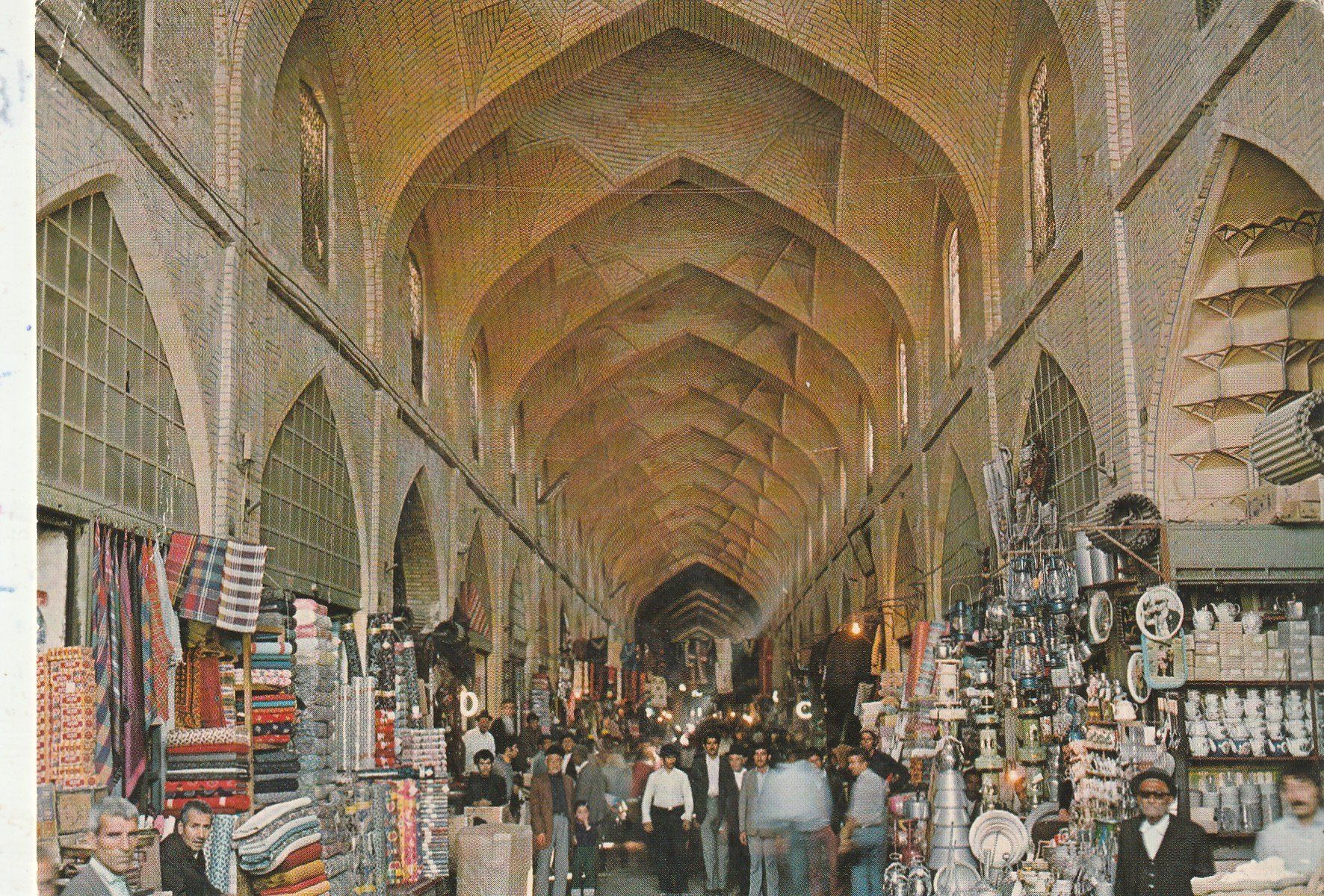 Cartoline postali: Bazar ?? – Usato da Lumbrein venduto da made02