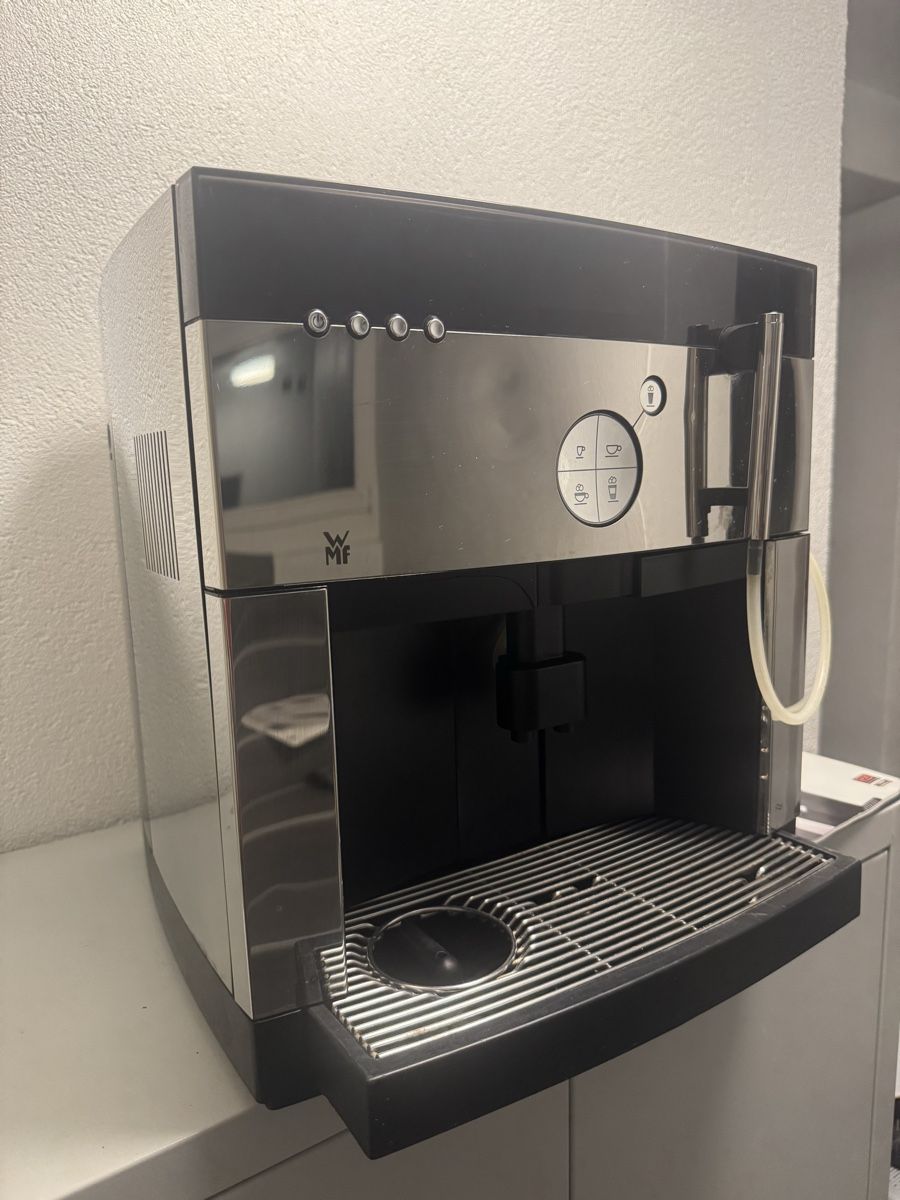 WMF Macchine per caffè & Macchine per espresso: WMF 1000 Pro – Usato da Lengnau BE venduto da ajs_hlm5
