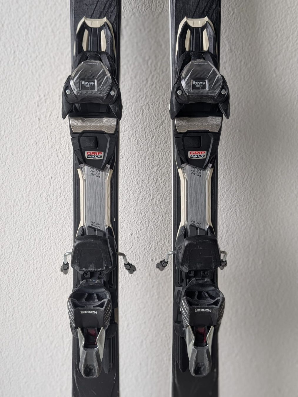 K2 Sci: Skis Luv Machine K2 72Ti 160cm – Usato da Nänikon venduto da mustelidae 5