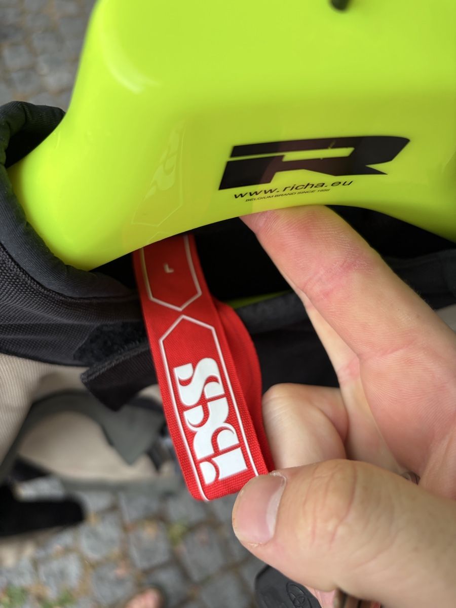 IXS Jacken: Motorradjacke L IXS – Gebraucht aus Gossau SG von VW-DeLuxe 1