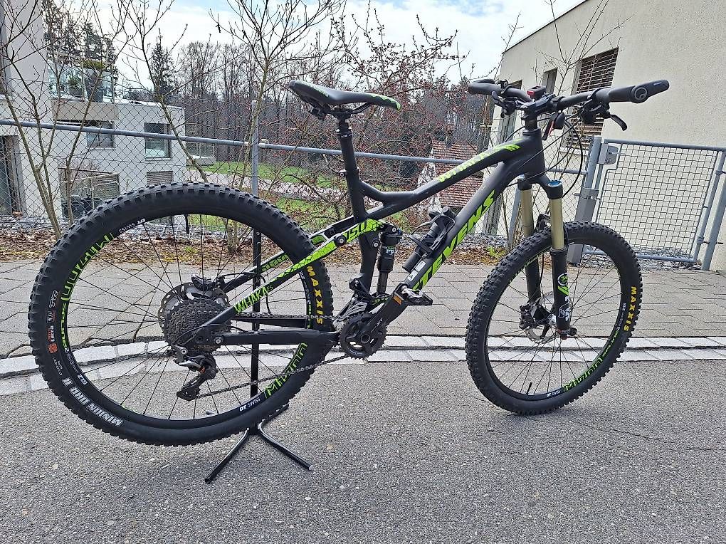 Stevens Biciclette: Stevens Whaka 27.5" Fully  Top Zustand  Fox / XTR – Usato da Pfäffikon ZH venduto da Aqualung