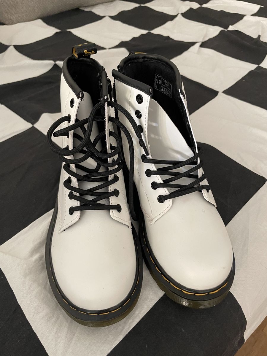 Dr. Martens Scarpe da uomo: Dr. Martens Kinder Gr. 32 – Nuovo (secondo la descrizione) da Bern venduto da Lunaenlalu