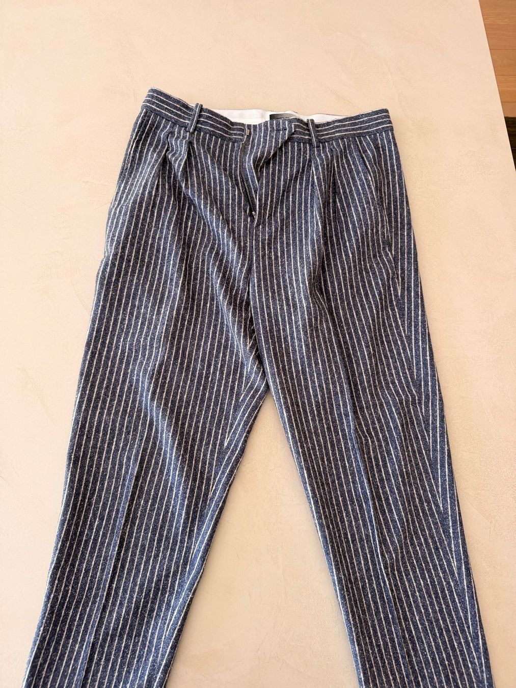 Pantalons: Isabel Marant Hose 32 – D'occasion à Chambésy par rob_gl27