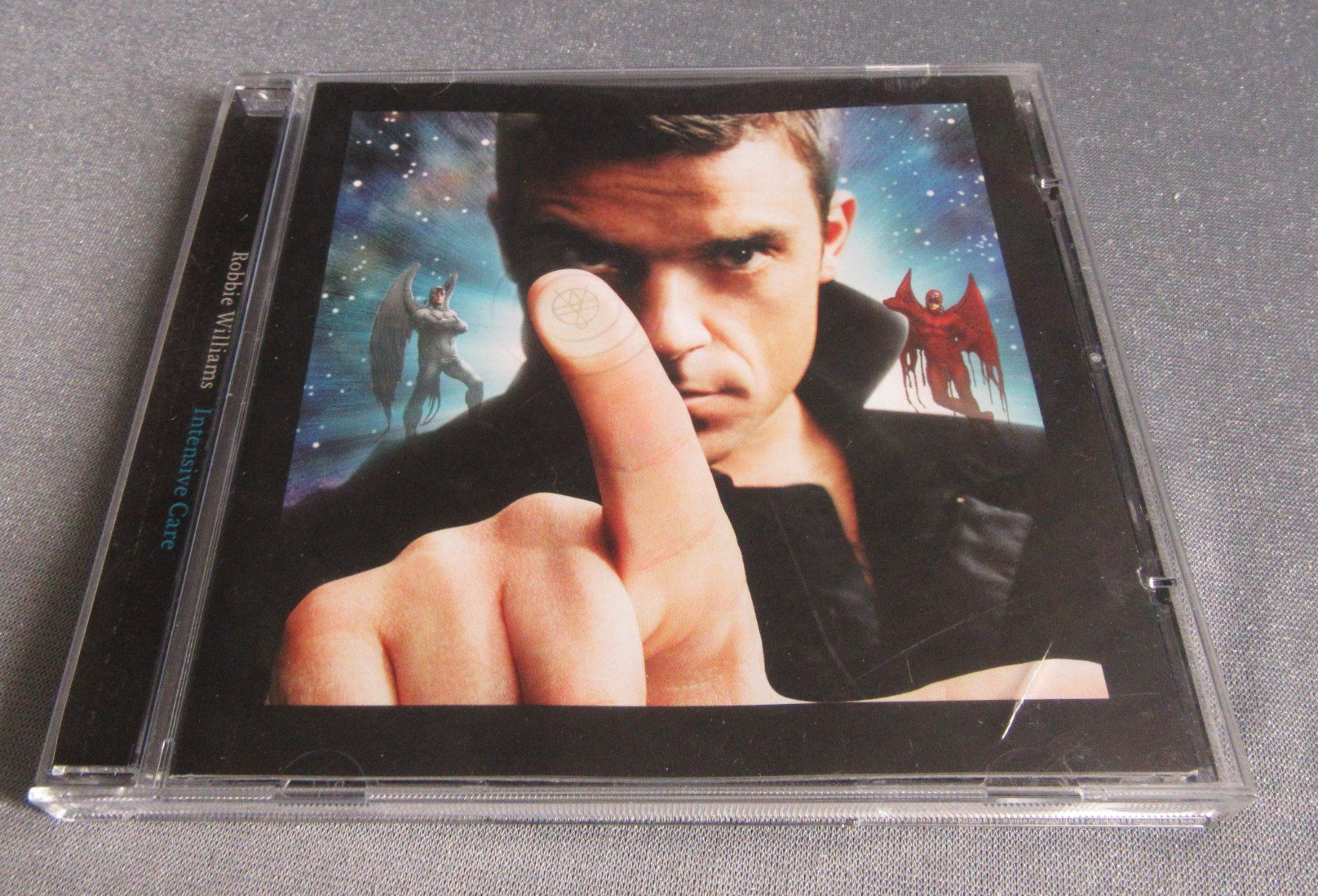 CDs: Robbie Williams - Intensive Care - CD ab CHF 3.00 – Gebraucht aus Auenstein von Padabimbim