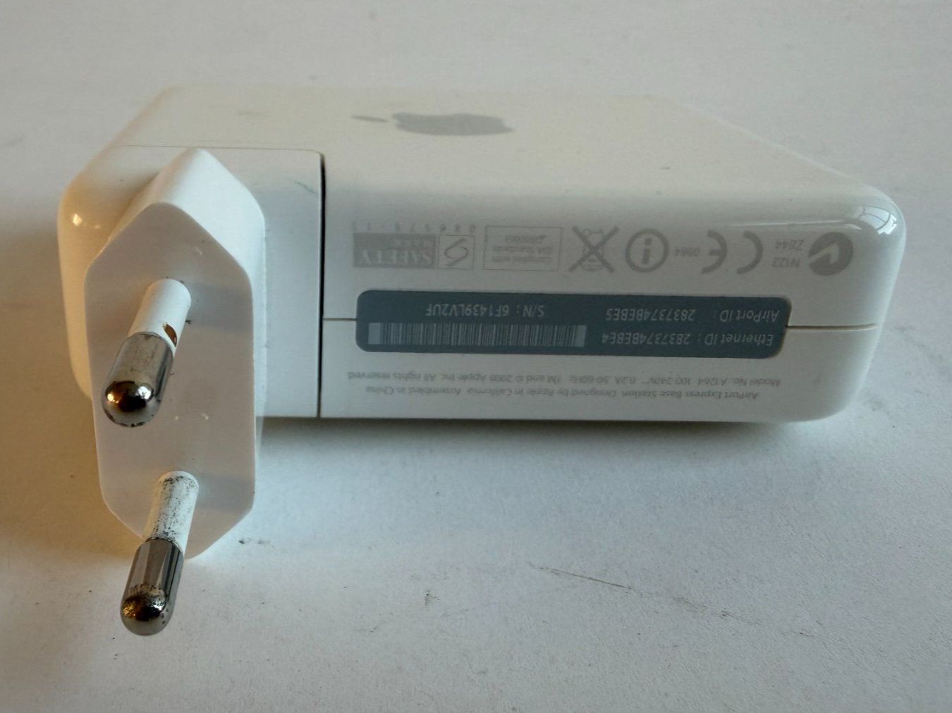 Modems & Router: Apple Airport Express Base Station – Gebraucht aus Huttwil von Thoste 3