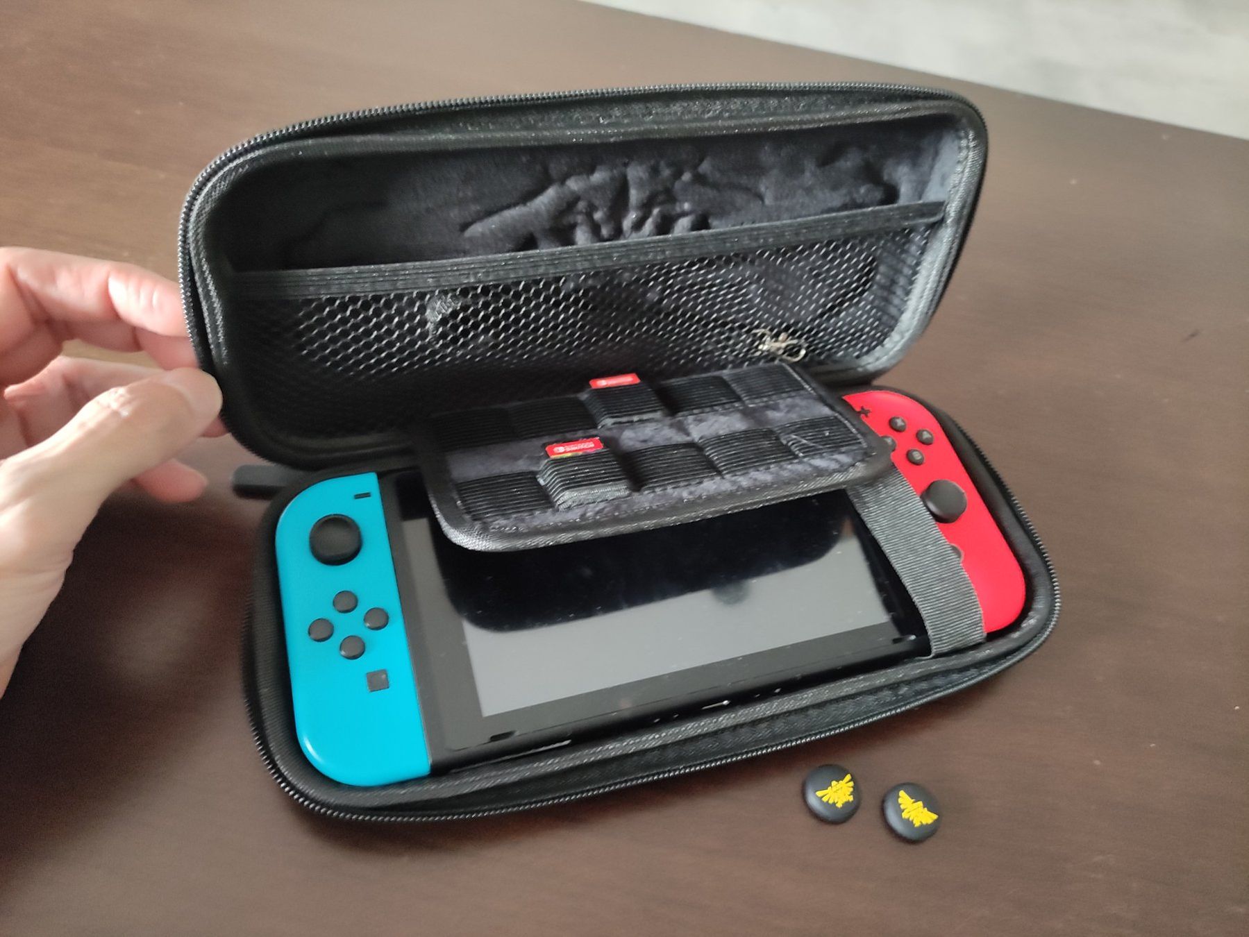 Schutzhüllen: Etui rigide Portable pour Nintendo Switch Zelda – Neu (gemäss Beschreibung) aus YVERDON-LES-BAINS von Tony-no 2