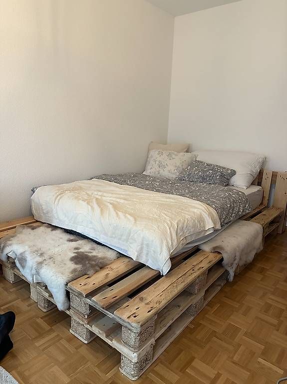 Betten: Palettenbett – Gebraucht aus Basel von dzs_gjy7 3