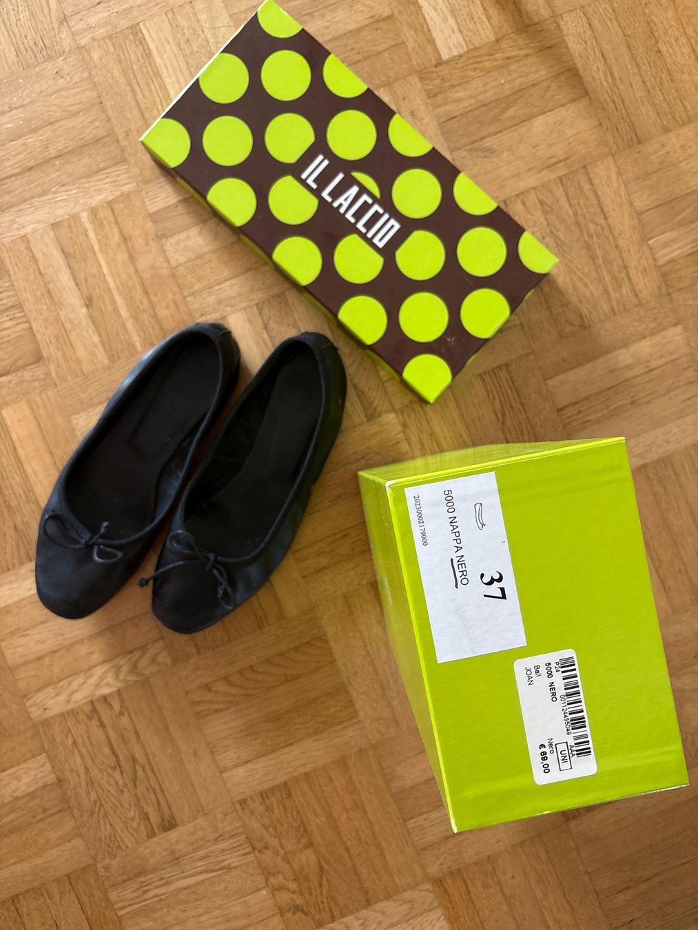 Damenschuhe: schwarze Ballerinas Made in Italy – Gebraucht aus Zürich von bbbggg