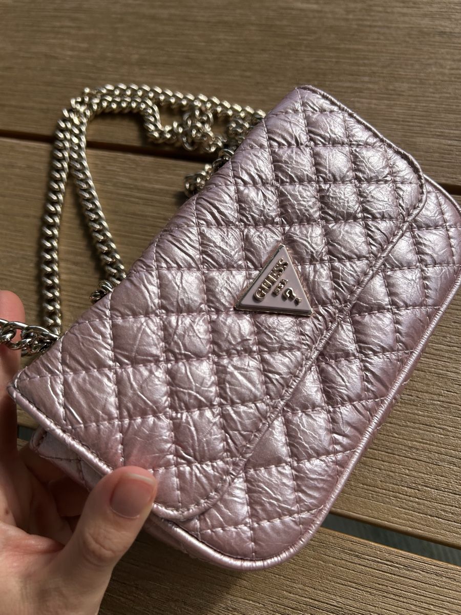 Guess Taschen für Damen: Guess metallic Tasche neu – Neu (gemäss Beschreibung) aus Egerkingen von thelifeofpablo 3
