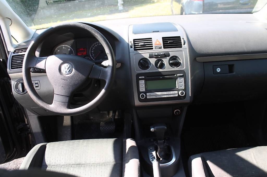 VW Automobili: VW Touran 1.9 TDI  Export – Usato da Oftringen venduto da ryisbaee 3