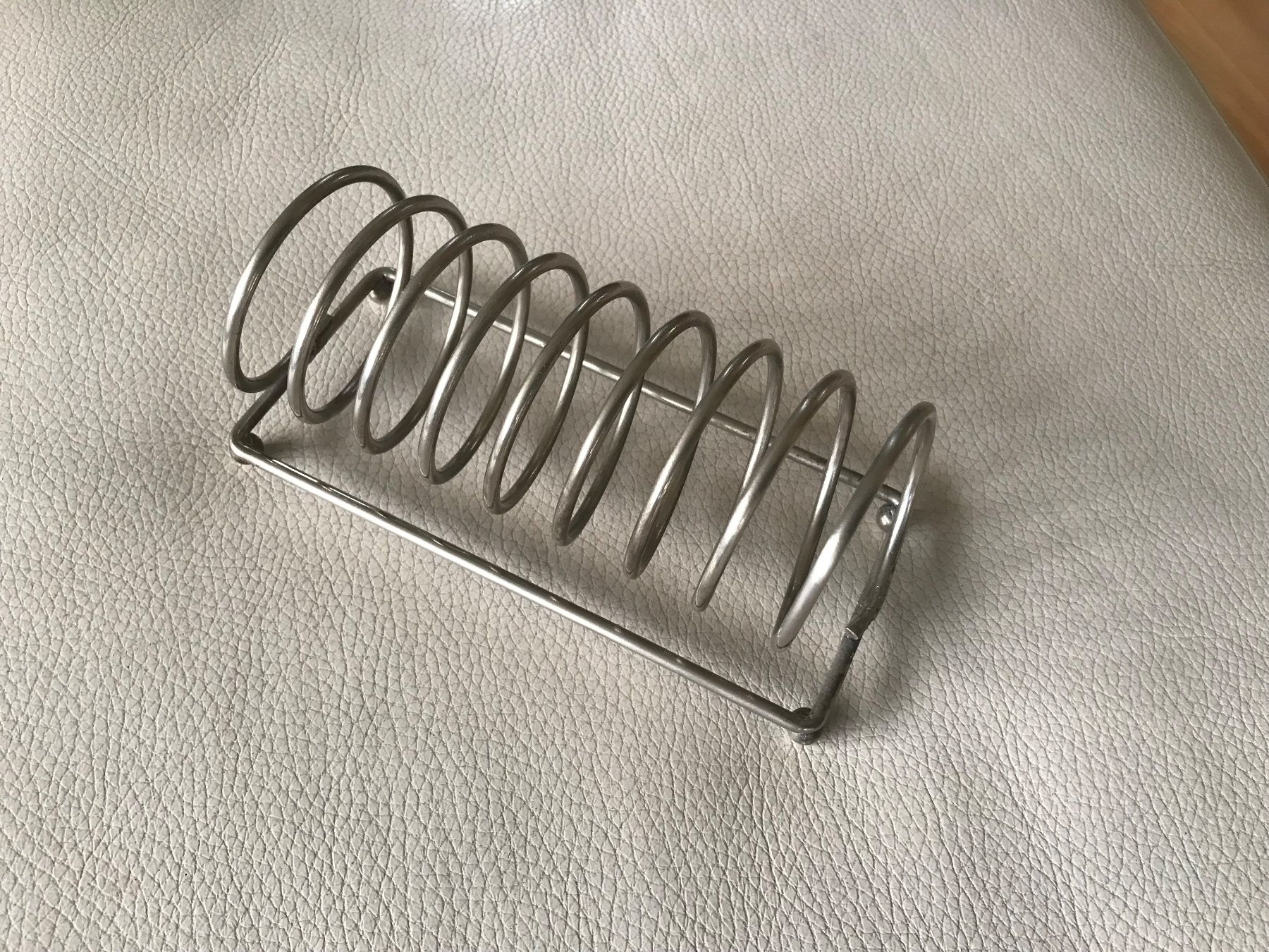 Altro per cucinare: Toasthalter aus Metall – Usato da Hittnau venduto da Noppi 1