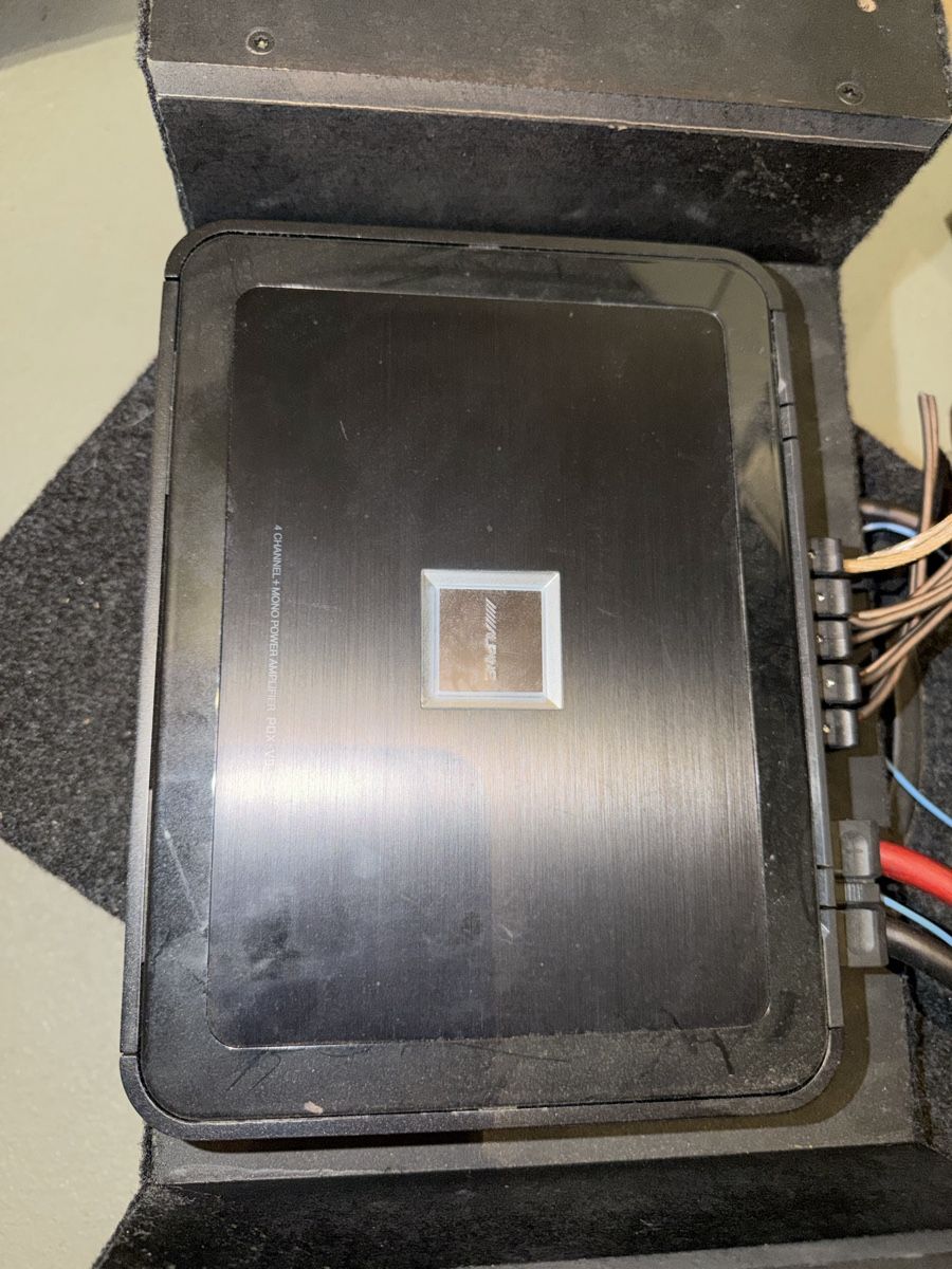 Alpine Verstärker: Alpine Verstärker Subwoofer Set – Gebraucht aus Seuzach von Darksheep 2