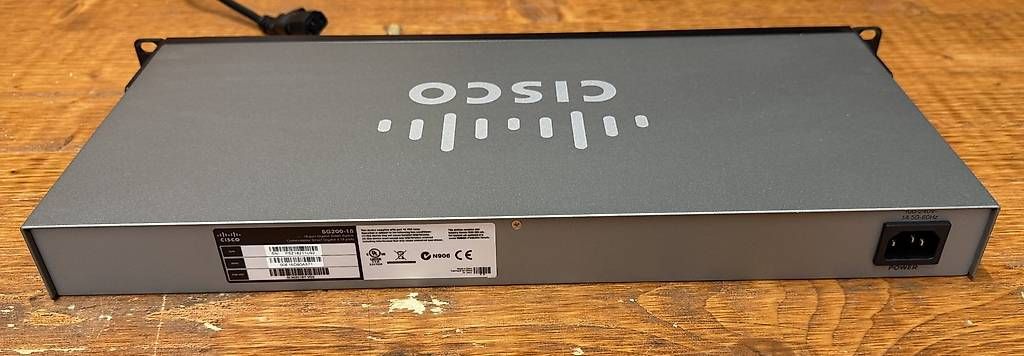 Hub & Switch: Cisco Switch, SG200-18 – Usato da Rüti ZH venduto da Philippek 5