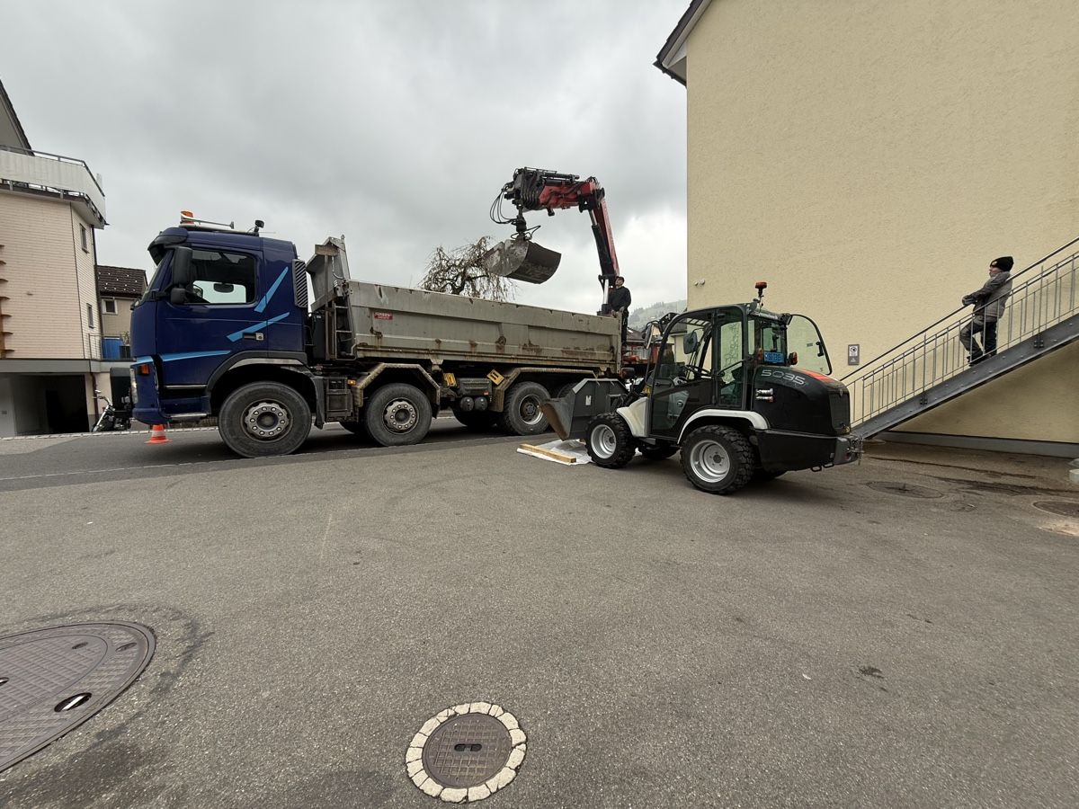 Kramer Hoflader: Radlader Hoflader Kramer Allrad FAST NEU – Gebraucht aus Ebnat-Kappel von Suizo1291 4
