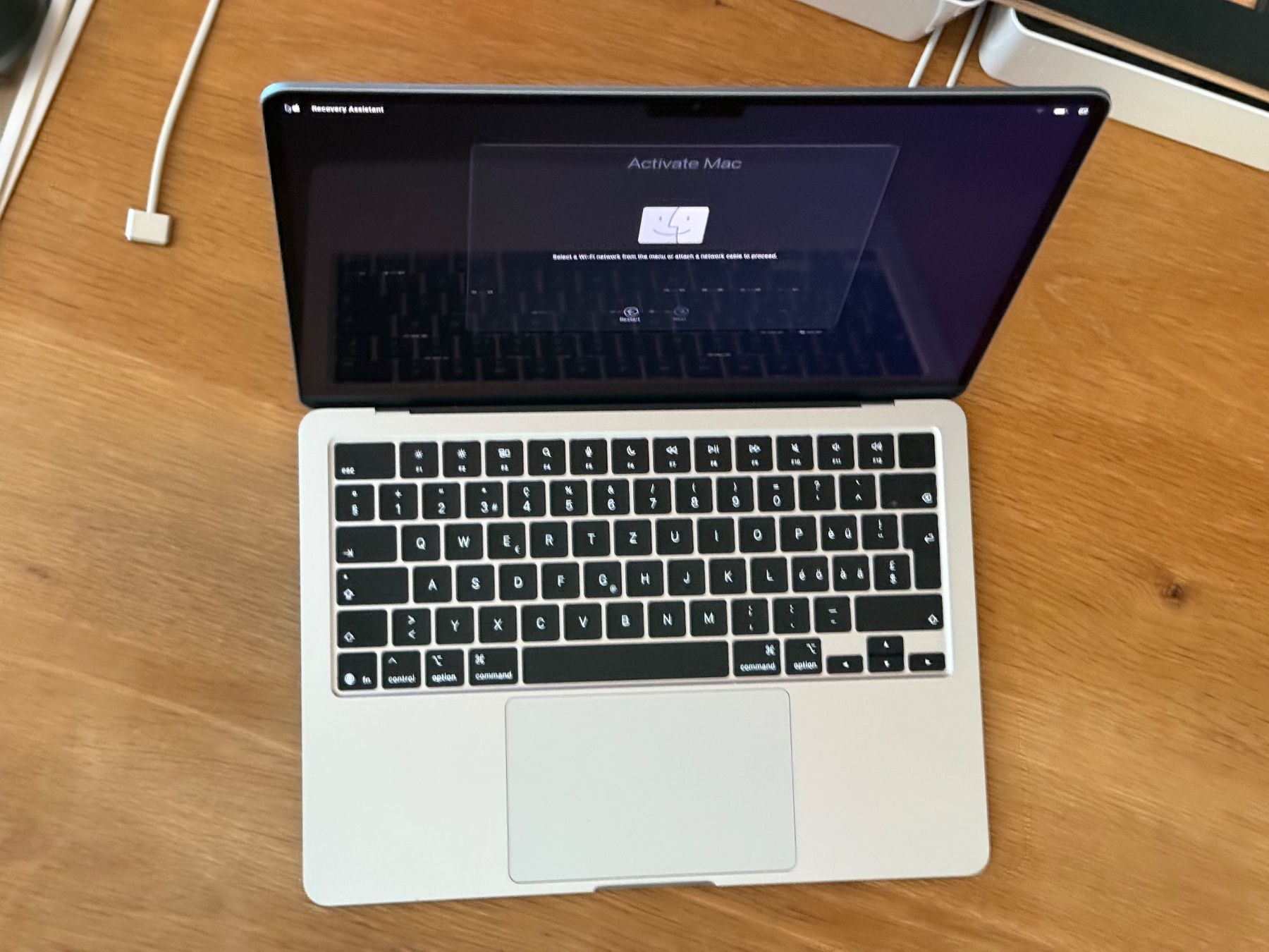 Apple Notebook: MacBook Air M4 13 zoll – Usato da Meisterschwanden venduto da ced_8cnl 5