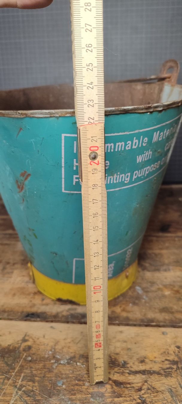 Sonstiges für Haushalt & Wohnen:  Wunderschöne upcycling Eimer Nr 3 – Gebraucht aus Gelterkinden von MYSTOREFORYOU4460 7