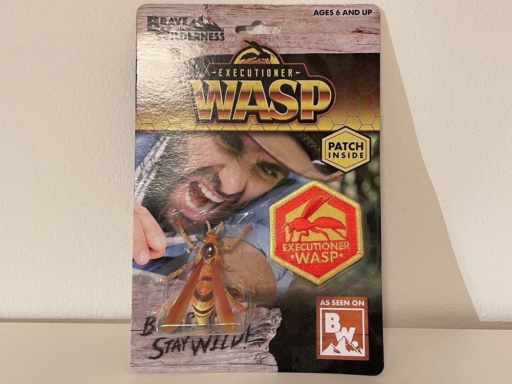 Coyote Peterson Executioner Wasp Replica with Badge | Kaufen auf Ricardo