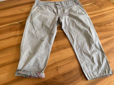 NILE super schöne leichte Soommerhose 7/8tel Gr. M
