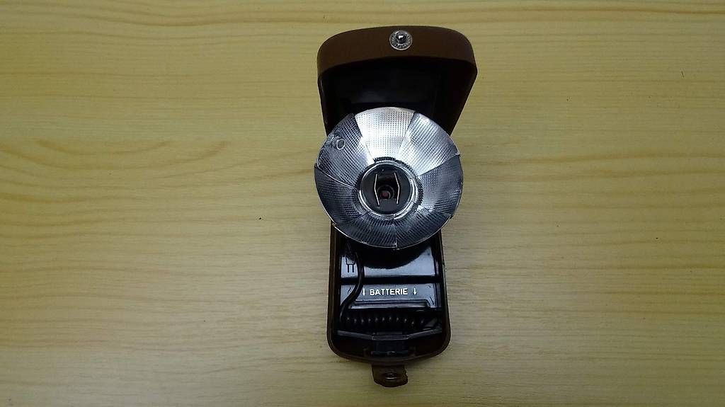 Blitze: Agfa Blitz alt (gebraucht) – Gebraucht aus Hombrechtikon von Fbaettig