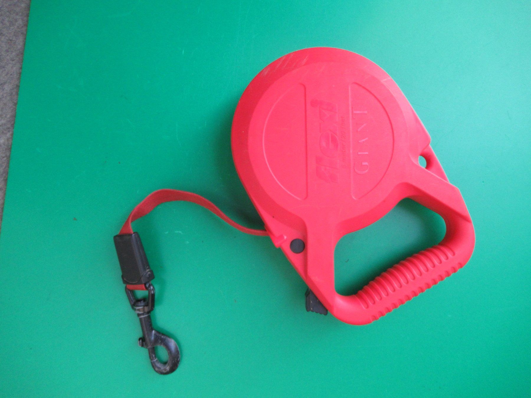 Flexi Collier et laisse: Hunde-Roll-Leine – D'occasion à Malleray par tecnoy