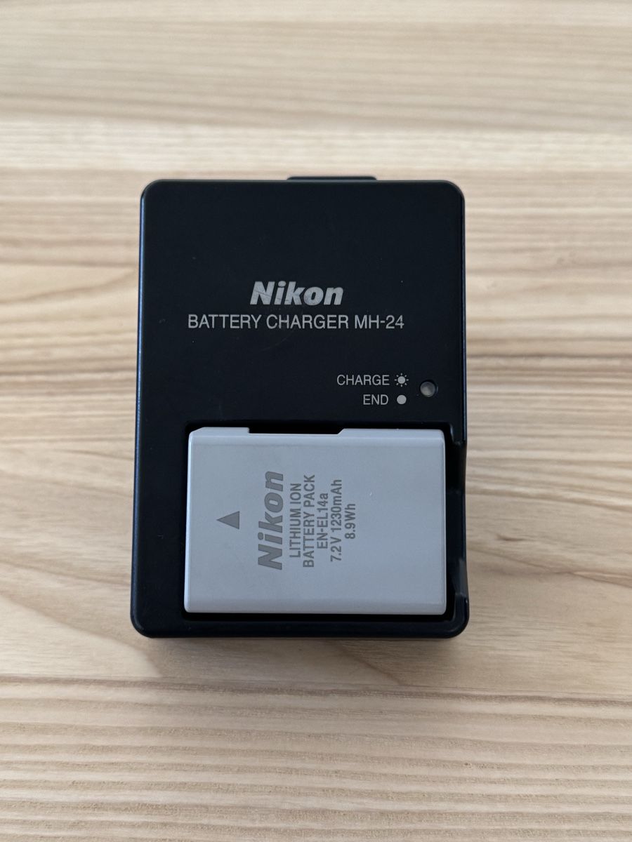 Nikon Fotocamera: Nikon D3300 inkl. 2 Objektive – Usato da Hagendorn venduto da luc_b2fr 6