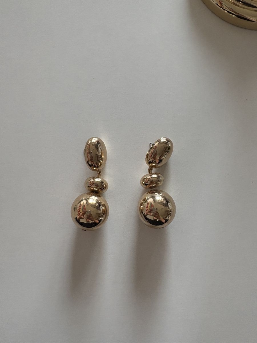 Boucles d'oreille: Goldene Ohrringe chunky Modeschmuck – D'occasion à Basel par len_w7hr
