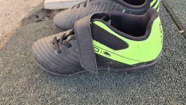 Chaussure Foot kipsta pointure 33