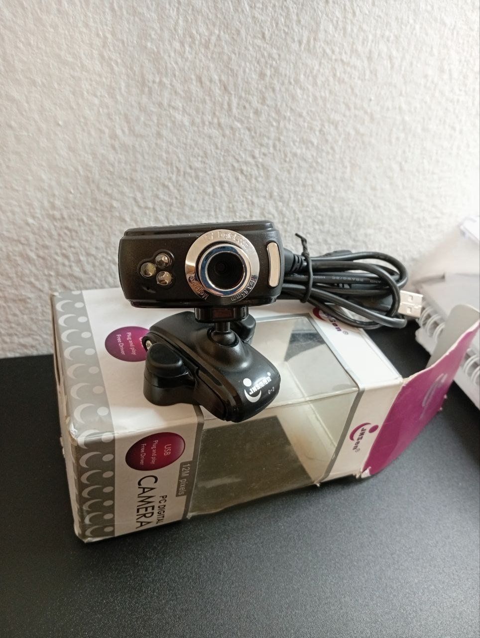 Fotocamera: PC Camera USB Neu . – Nuovo e nell'imballaggio originale da Dällikon venduto da Noor2025