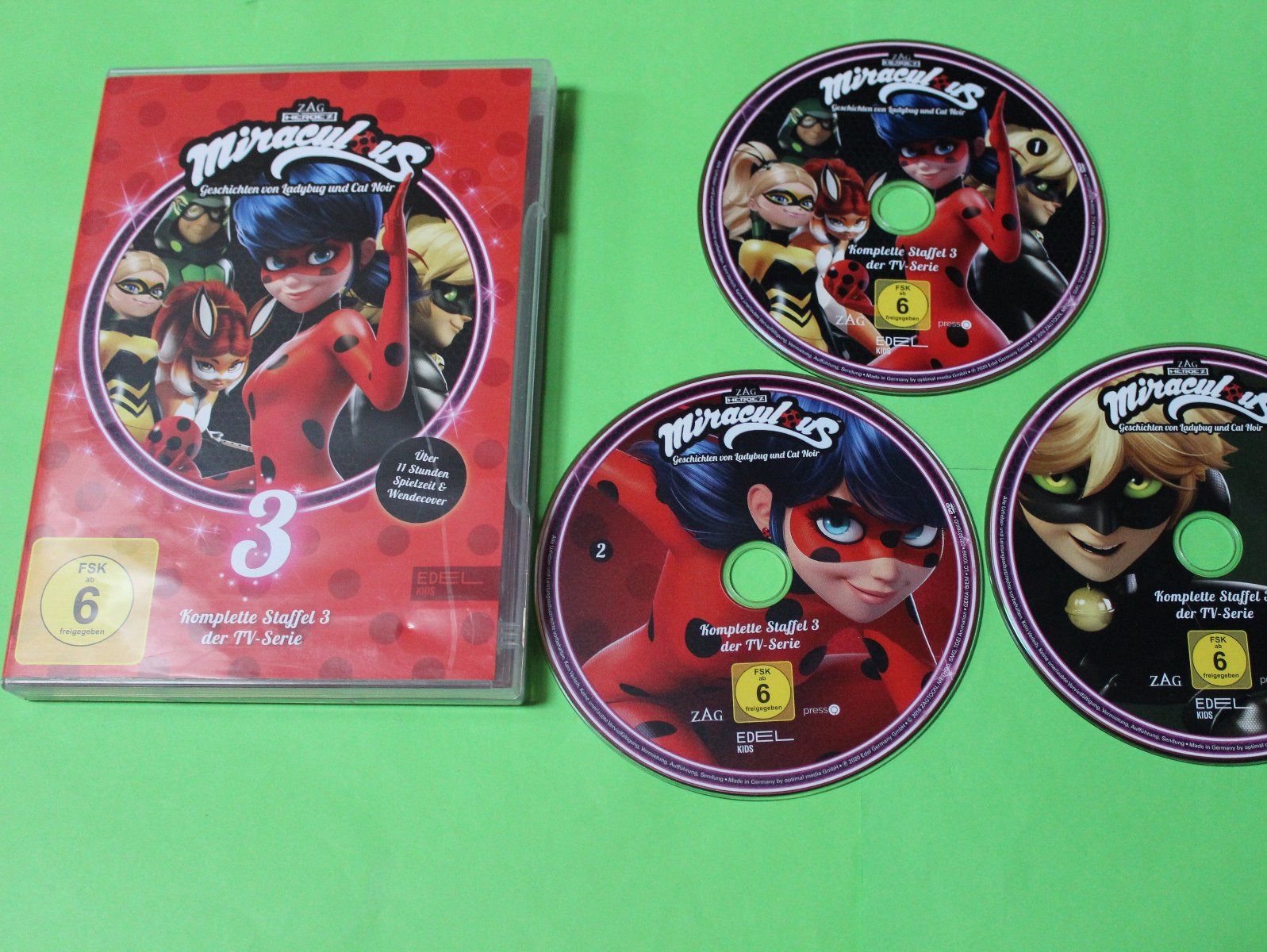 Tutti i DVDs: MIRACULOUS Ladybug & Cat Noir Staffel 3 3DVD – Usato da Tübach venduto da JamesStone 9