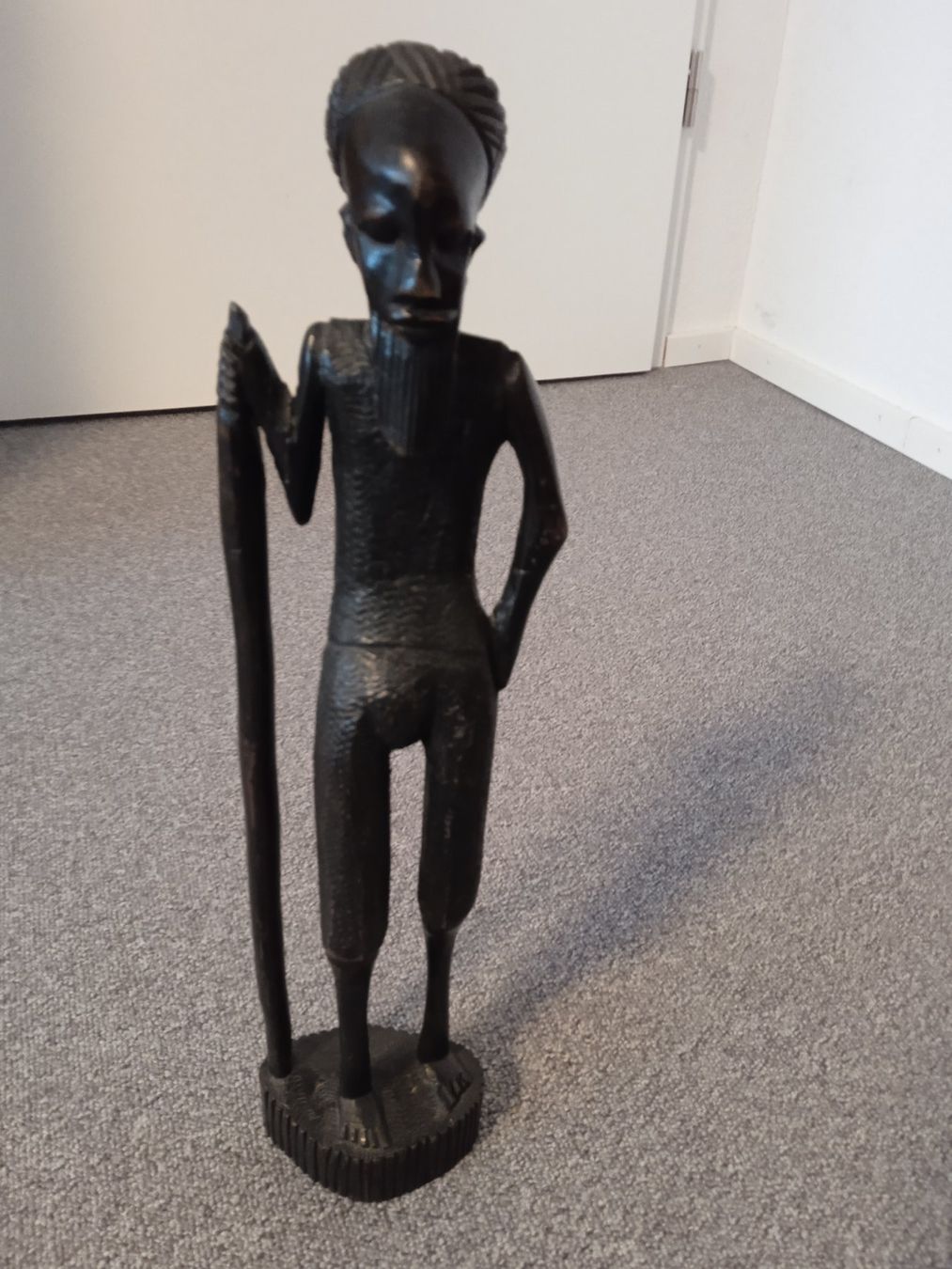 Sculture & Statue: Afrikanische Holzfigur – Usato da Wängi venduto da Mrmarcel6