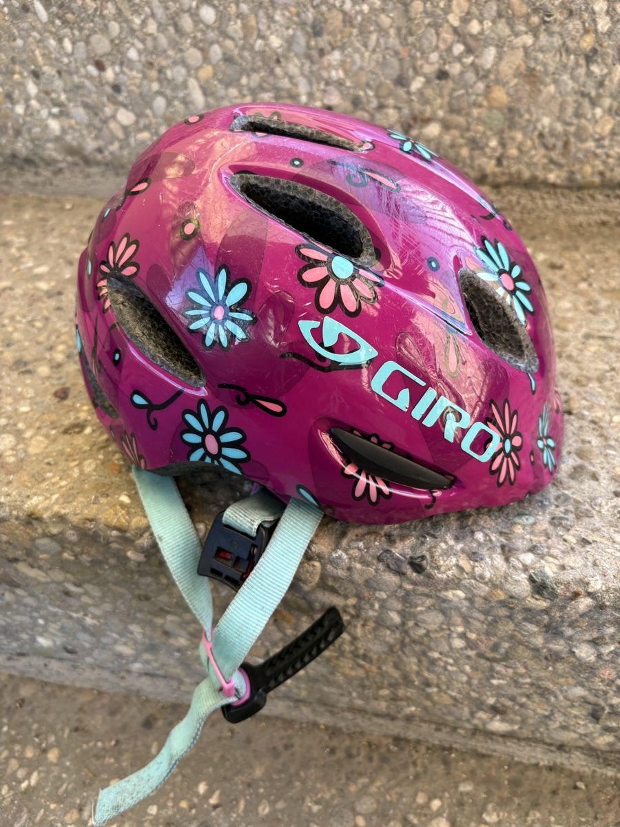 Giro Caschi: Giro Mädchenhelm – Usato da Therwil venduto da Migu84