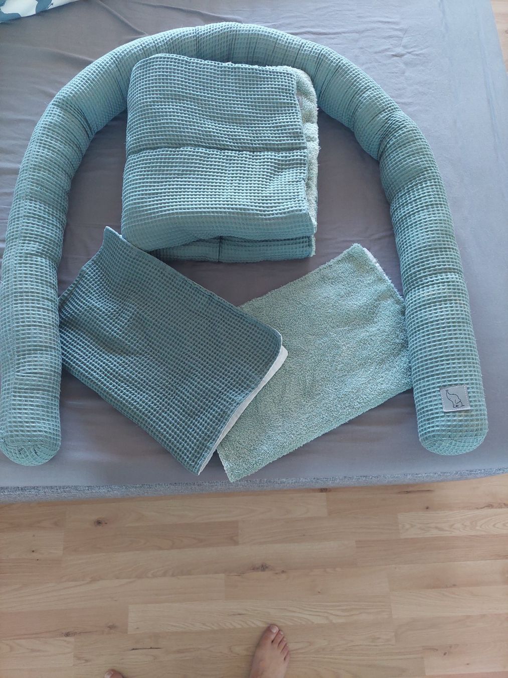 Wickeltisch & Zubehör: WICKELAUFLAGE SET GRÜN – Gebraucht aus Münchenstein von Strupfi 4
