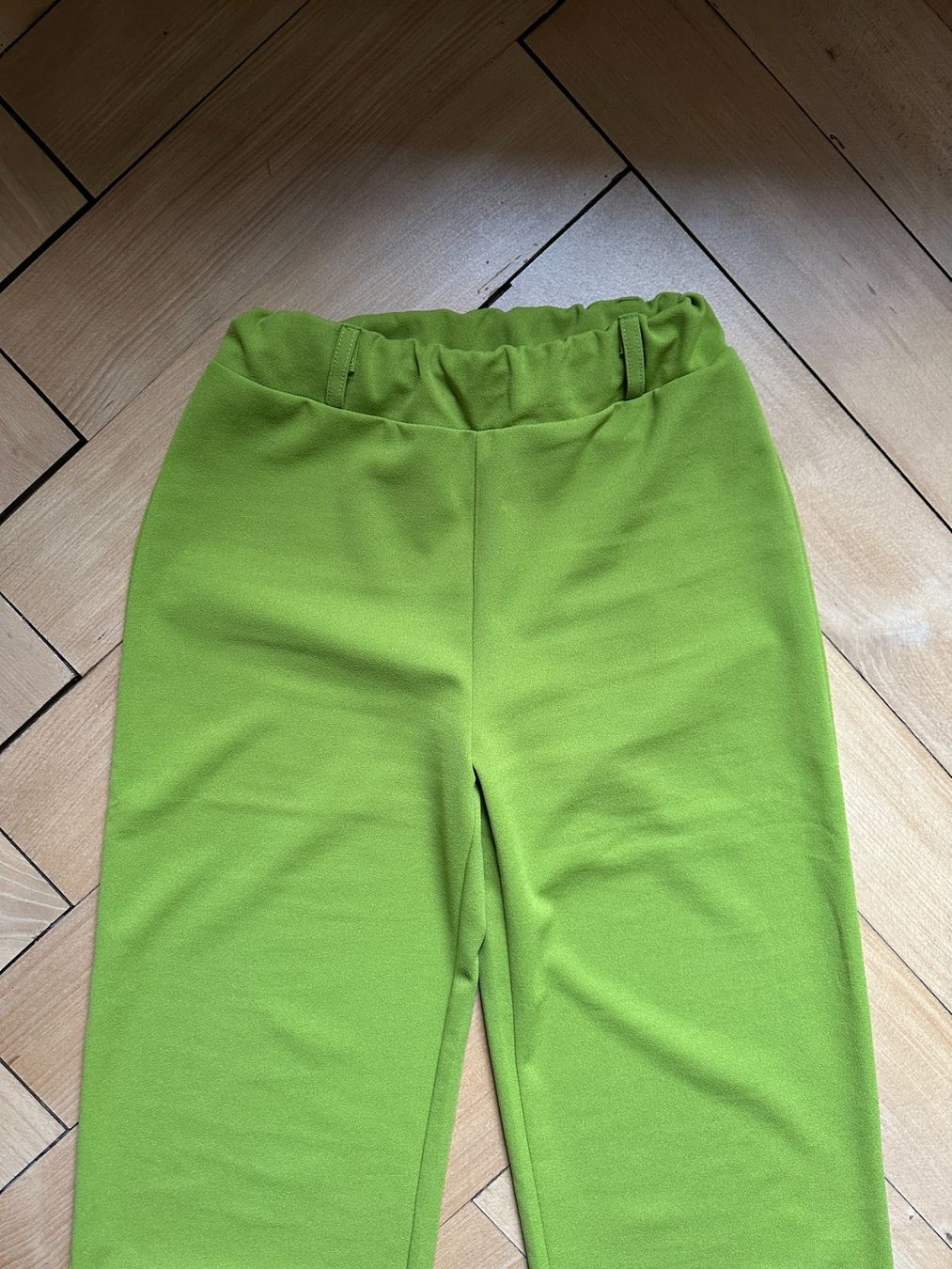 Hosen: AEFAN - Hose moosgrün S – Gebraucht aus Zürich von Diazaio 1