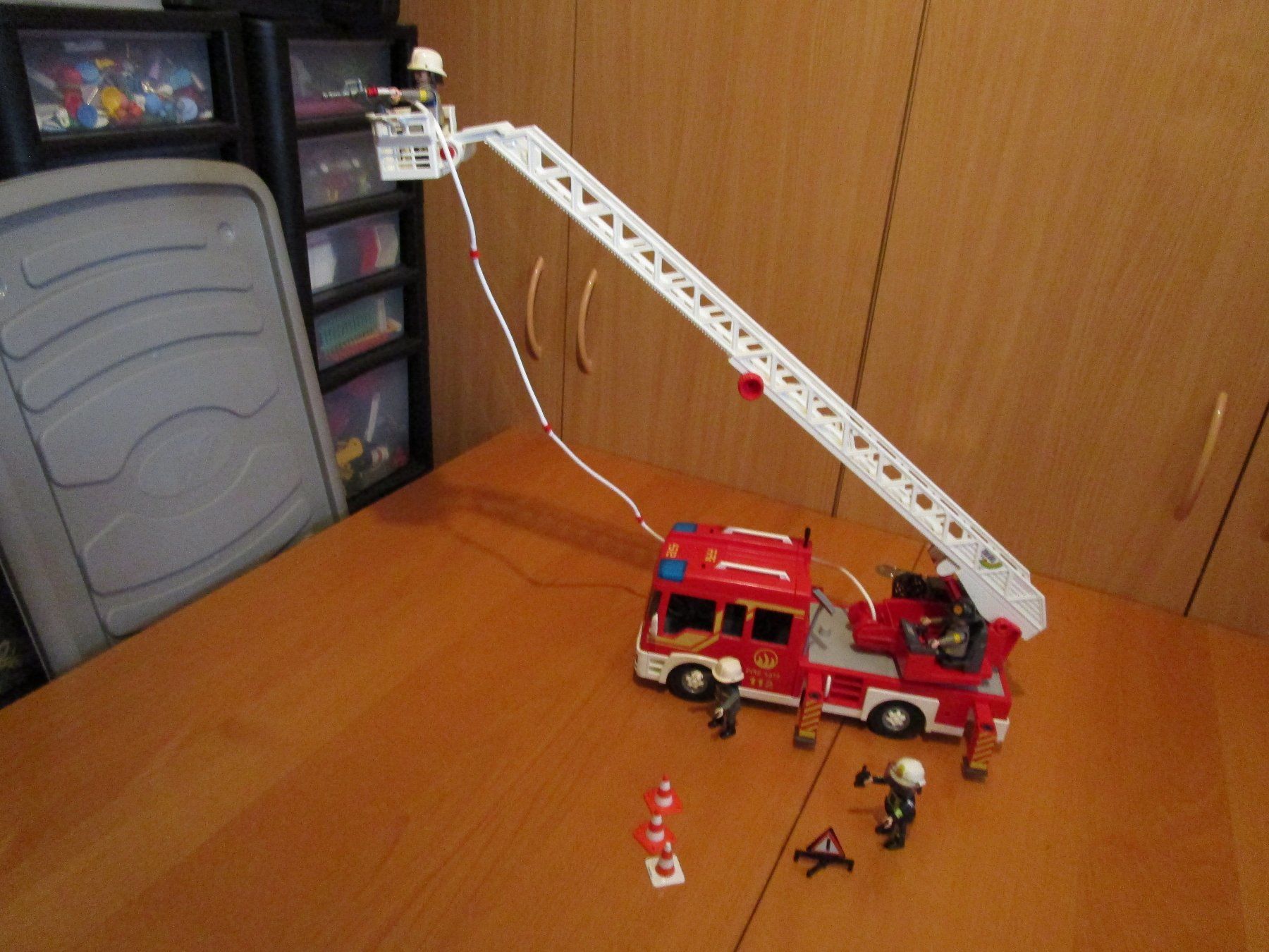 Playmobil Giocattoli: Playmobil  -  Feuerwehrauto – Usato da Wetzikon ZH venduto da Storchadebar