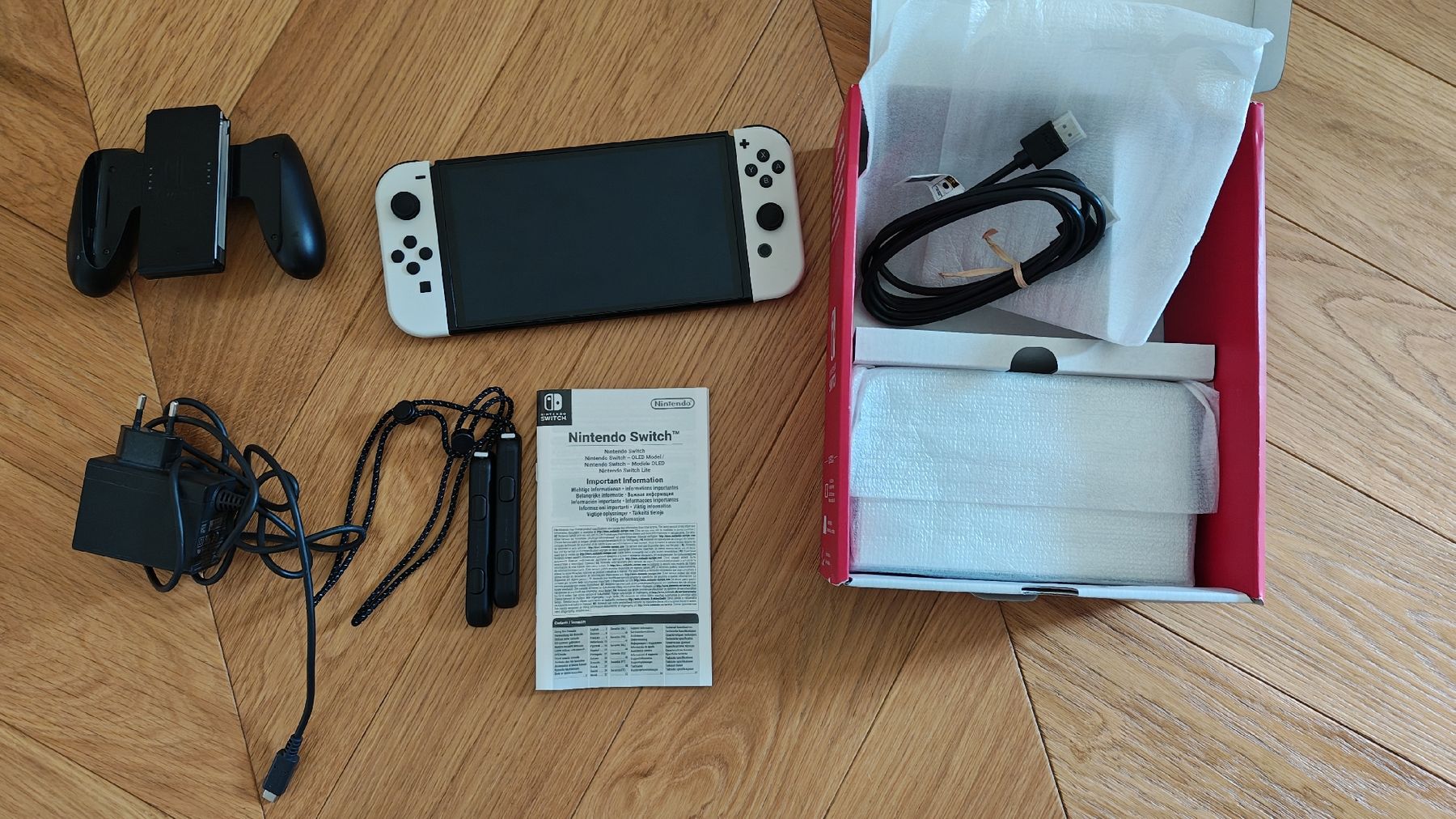 Nintendo Konsolen: Nintendo Switch OLED weiss mit OVP AB 1 CHF – Gebraucht aus Montagnola von mattbert86 1