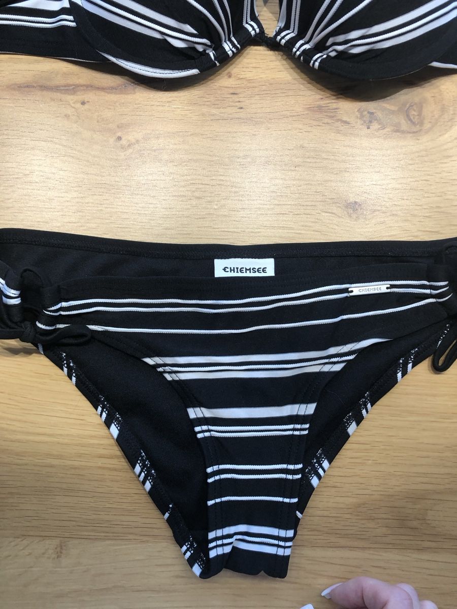Costumi da bagno & Bikini: Süßes Bikini  – Nuovo (secondo la descrizione) da Heerbrugg venduto da hel_xc85 1