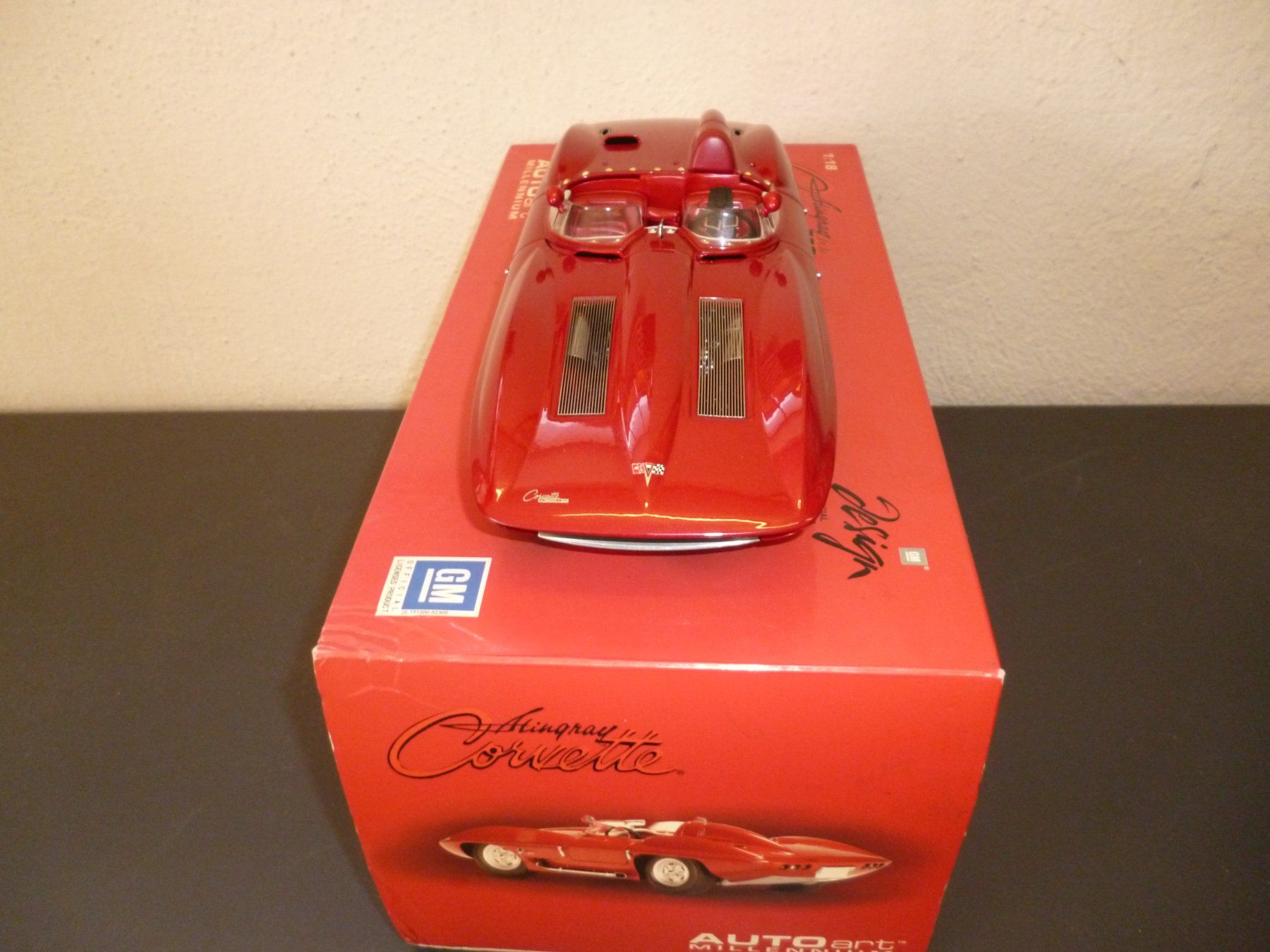 Autoart Modellini d'auto: Chevrolet Stingray 1959 Autoart 1:18 – Nuovo e nell'imballaggio originale da Niederwil SG venduto da Kaicorner03 3