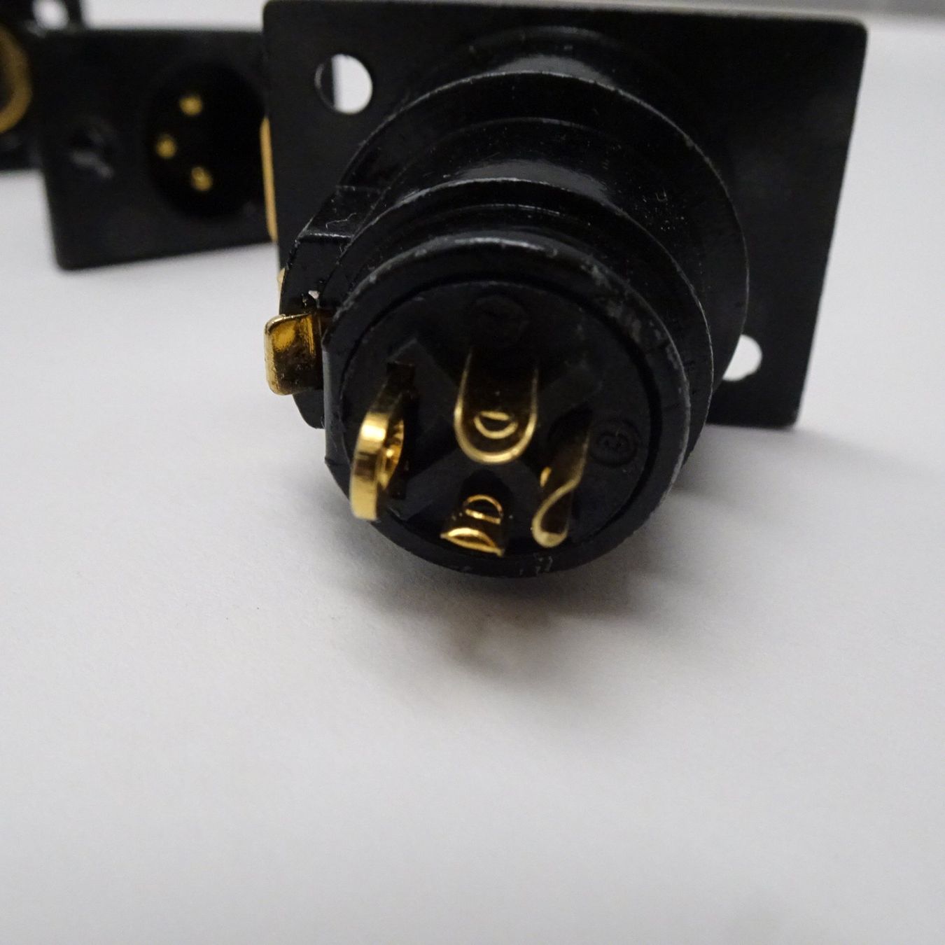 Neutrik Cavi: Neutrik XLR Stecker – Usato da Muhen venduto da Oldies-But-Goldies 4