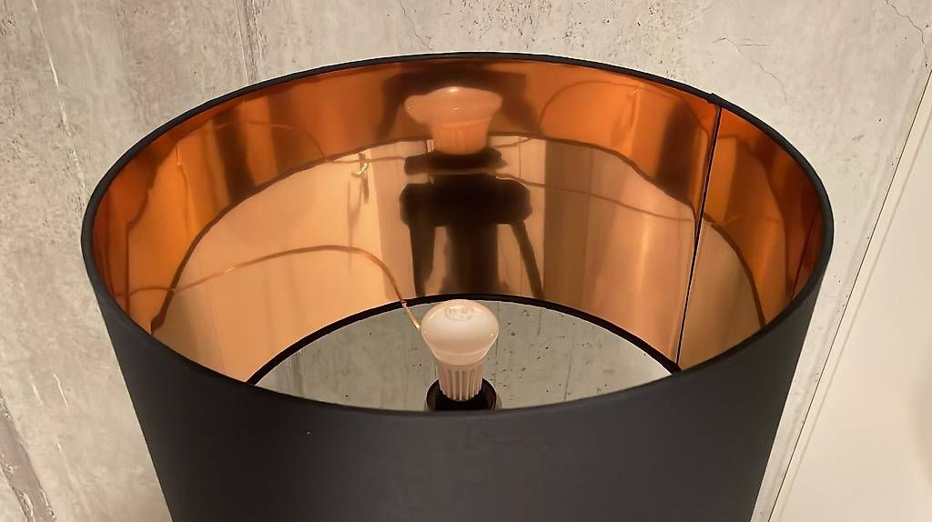 Lampen: Lampada da terra nera, come nuova – Gebraucht aus Lugano von tittidea 1