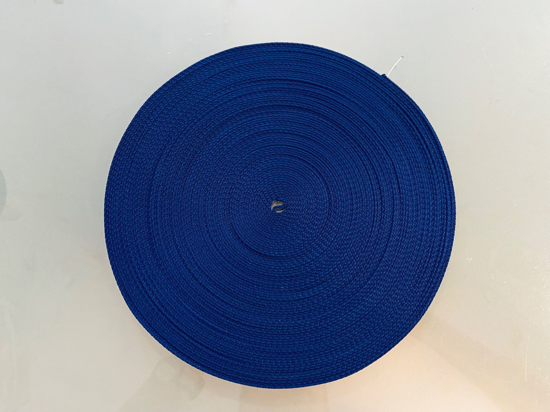 Altro in  Abbigliamento & Accessori: Bandoulière 10 mm - bleu avec rayures – Nuovo (secondo la descrizione) da Lausanne venduto da maintenant 4