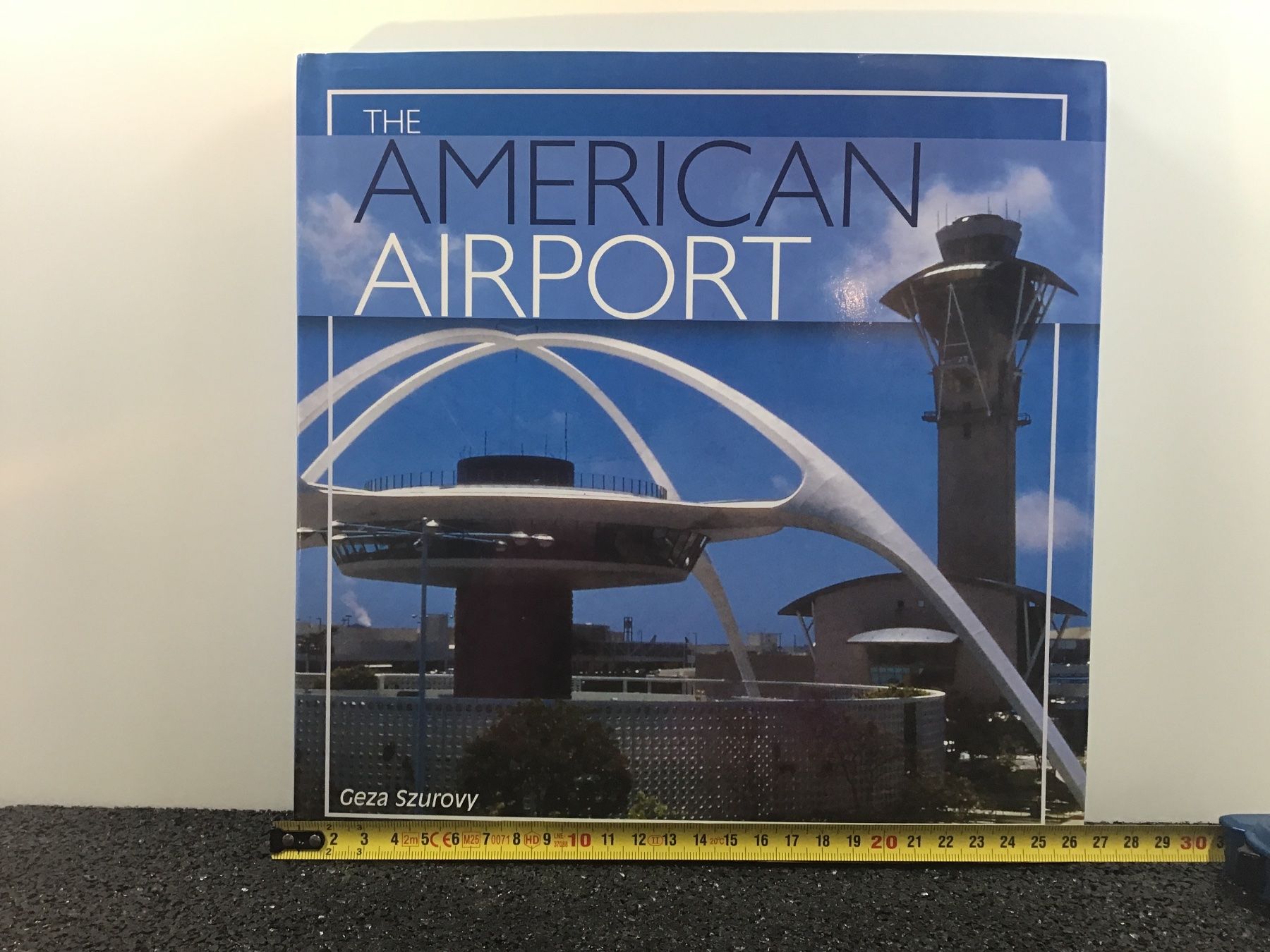 Libri: THE AMERICAN AIRPORT – Usato da Männedorf venduto da Spezial-Modelle