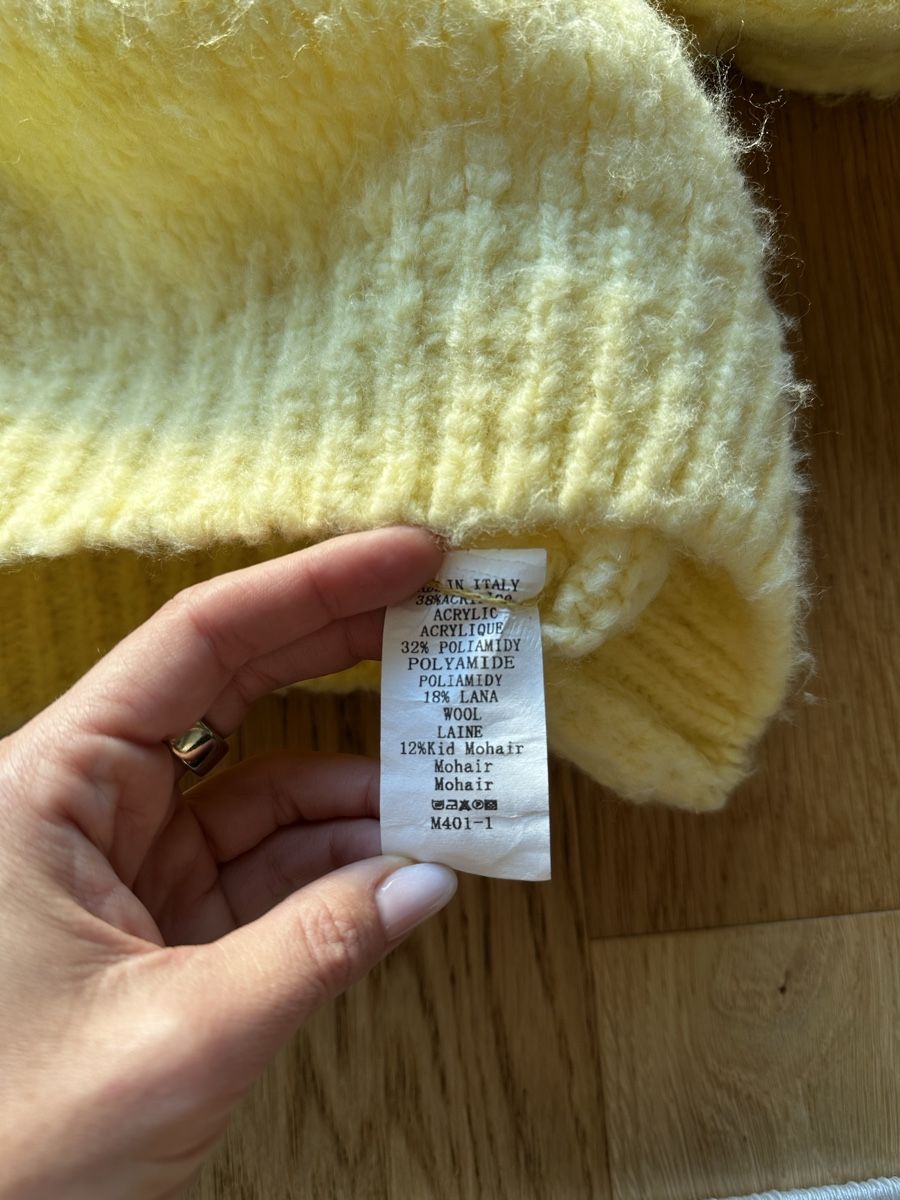 Maglioni & Felpe: Pull jaune one size – Nuovo (secondo la descrizione) da La Croix (Lutry) venduto da secondhandZara 4