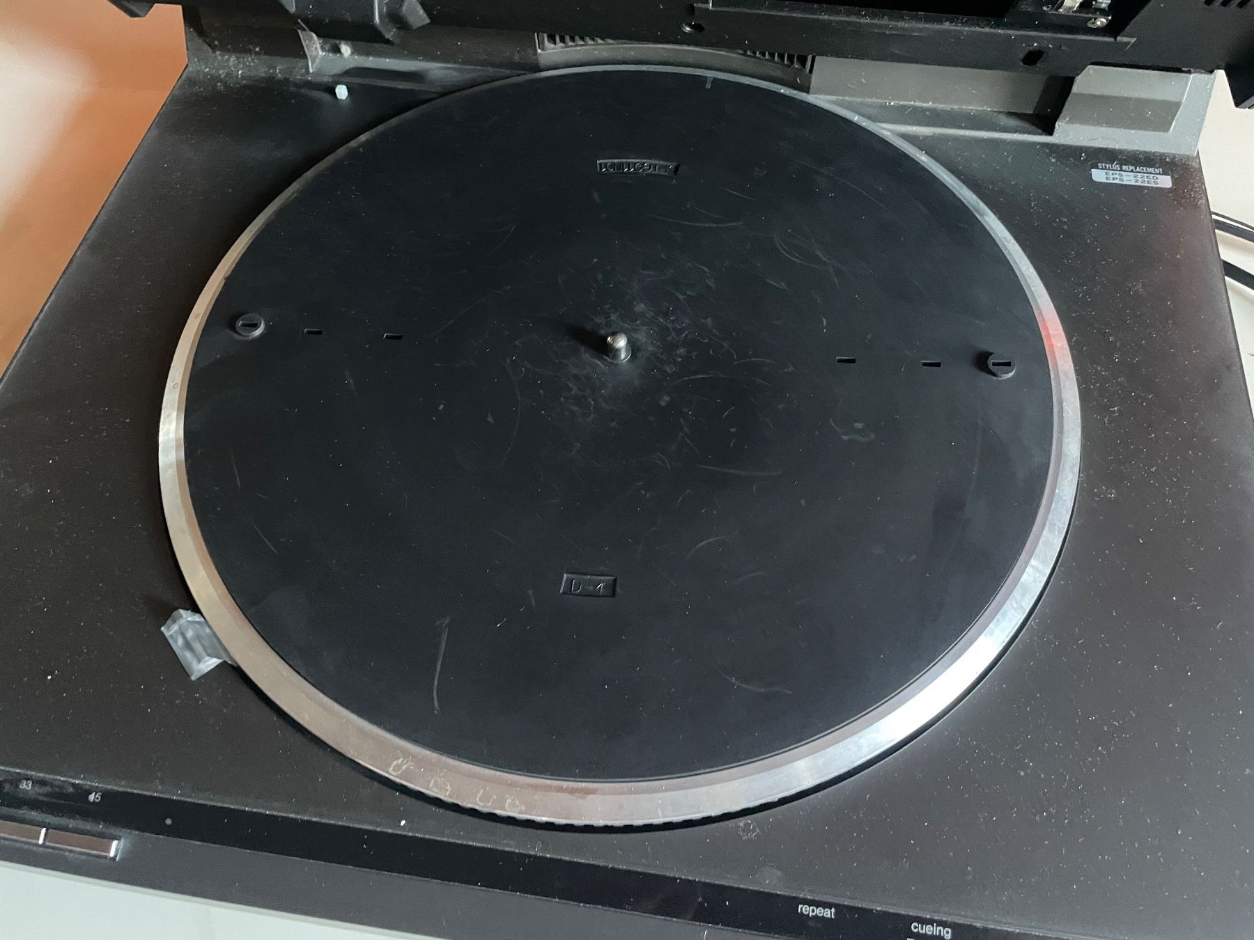 Technics Giradischi: Technica SL-QL1 Direct Drive Turntable Plattenspieler – Usato da Embrach venduto da xenovolcano 2