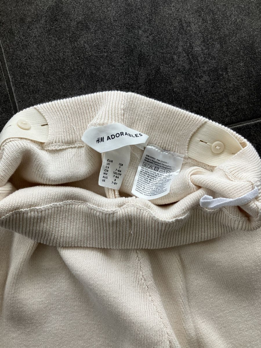 H&M Pantalons: H&M Strickhose Gr. 128 – Neuf (Voir description) à Reigoldswil par Misa1705 1