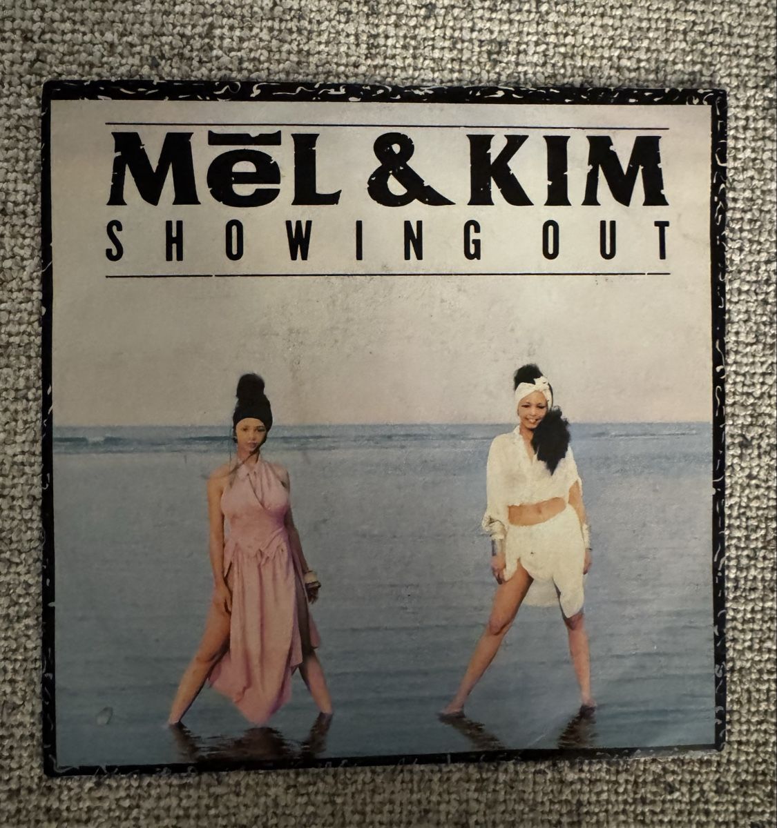 Dischi in vinile: Mel & Kim - Showing Out - 7" Single - 80s – Usato da Rorbas venduto da BlackstarRecords