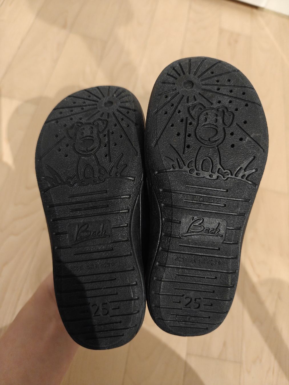 Scarpe per ragazzi: Beck "Little Farm" Hausschuhe  – Usato da Kilchberg ZH venduto da Emangoli 1